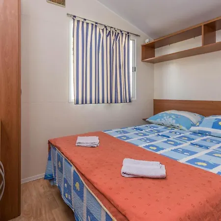 2 Bedroom Nice In *